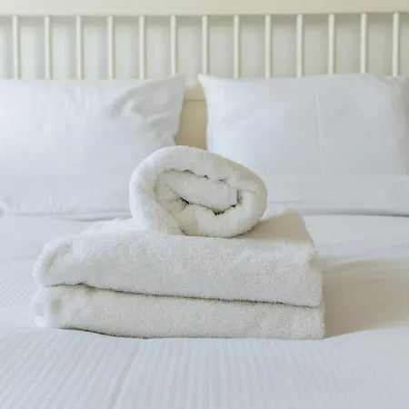 Piatkowo 2-bedroom By Bookinghost Appartement