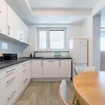 Piatkowo 2-bedroom By Bookinghost *