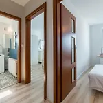 Piatkowo 2-bedroom By Bookinghost * Posen