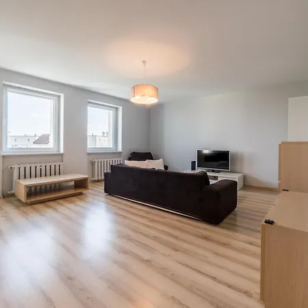 Piatkowo 2-bedroom By Bookinghost *