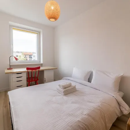 Piatkowo 2-bedroom By Bookinghost *